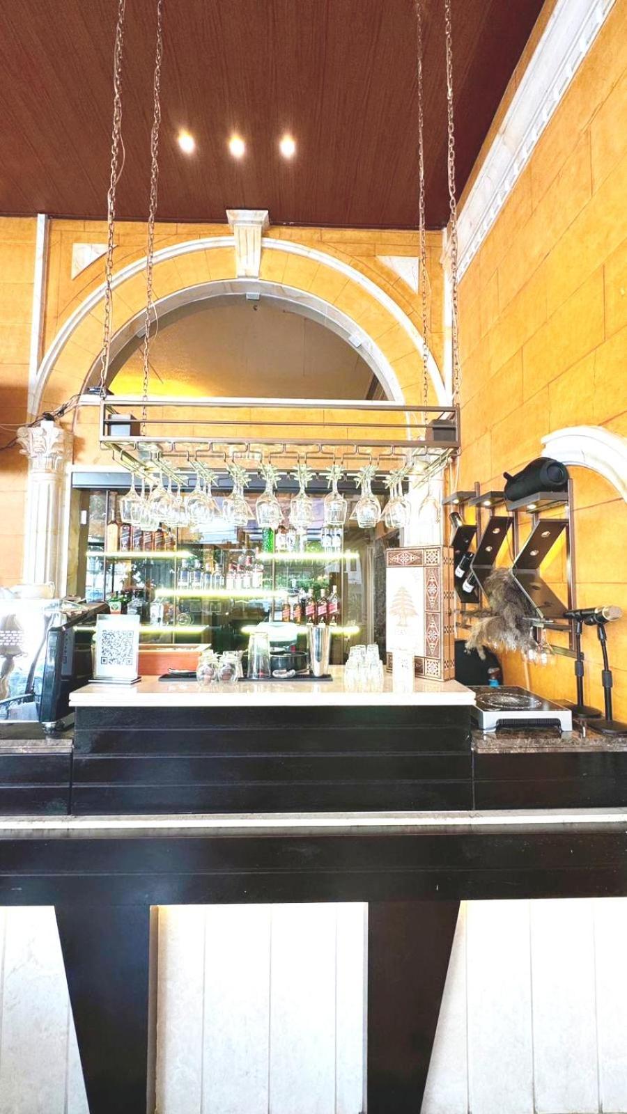Queens Hotel